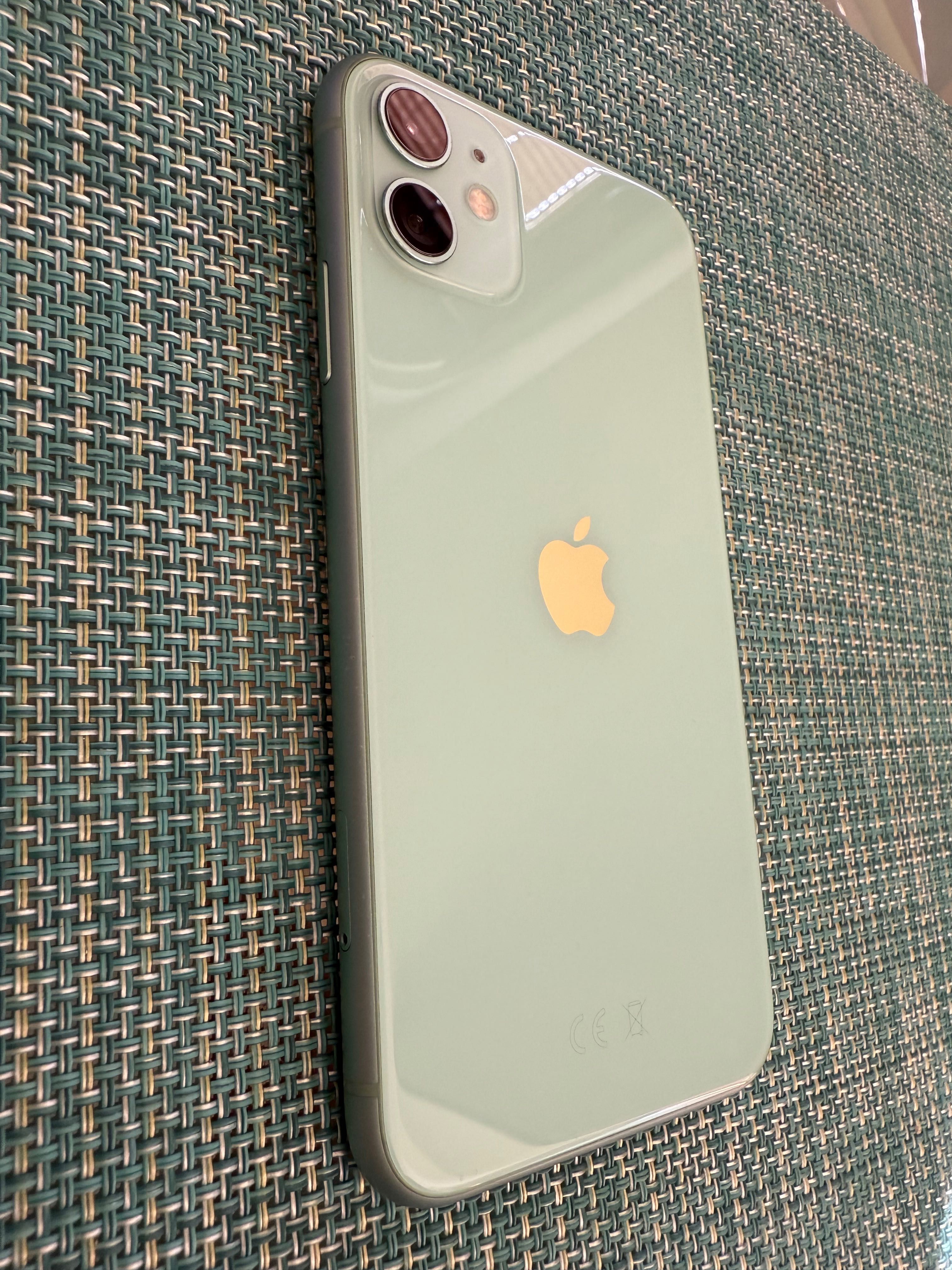 iPhone 11 - употребяван