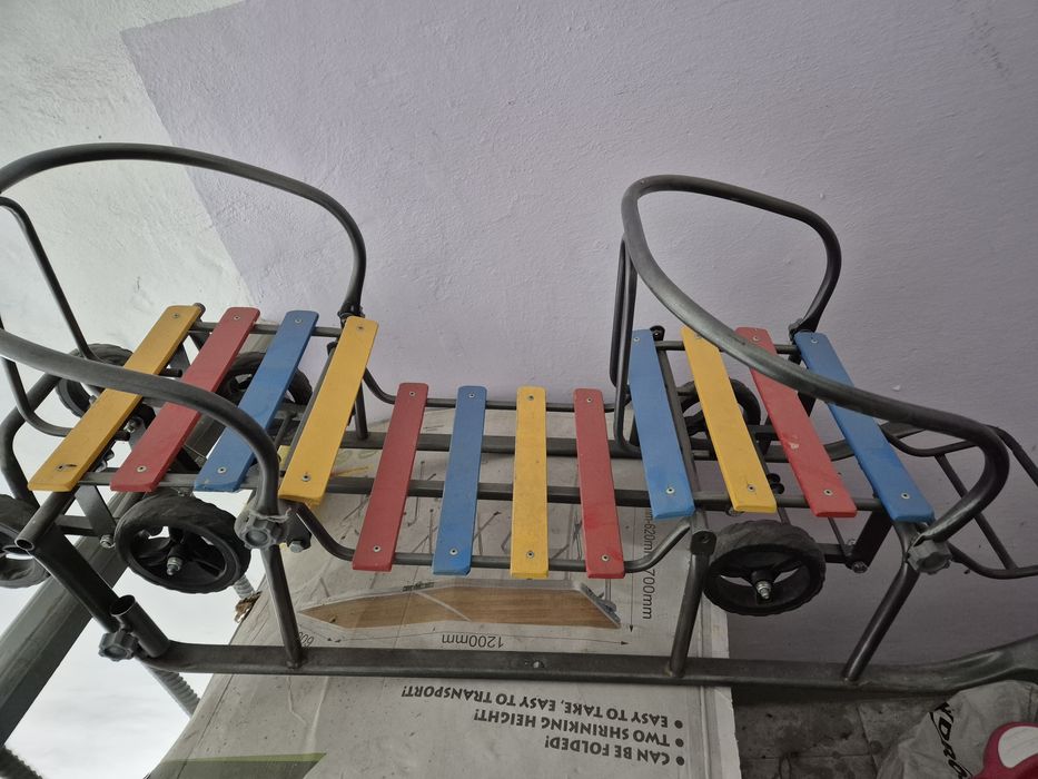 Продам санки двойные для погодок , близнецов