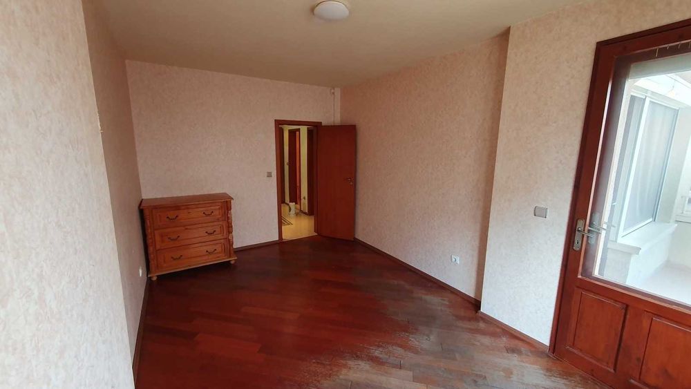 Продава се Тристаен апартамент в София, Младост 3 - 124 кв.м за 484 €/кв.м - Снимка #1