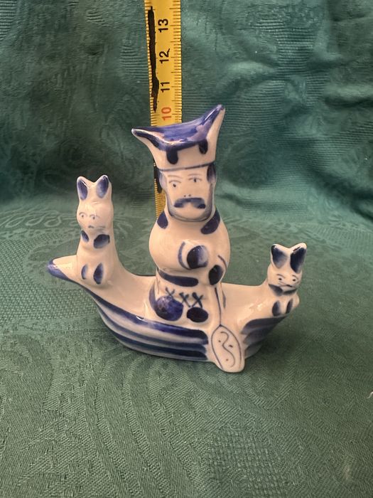 Руски фигурки/статуетки Гжел/Гжель