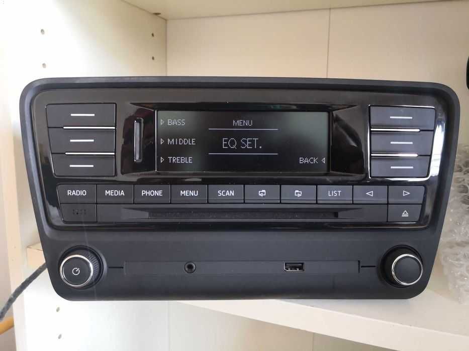Radio Skoda Octavia 3 MQB 5ED035185 Navigatie Player USB CD MP3 AUX