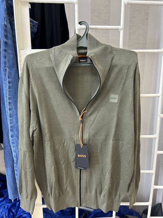 Кофта с замком Boss оригинал