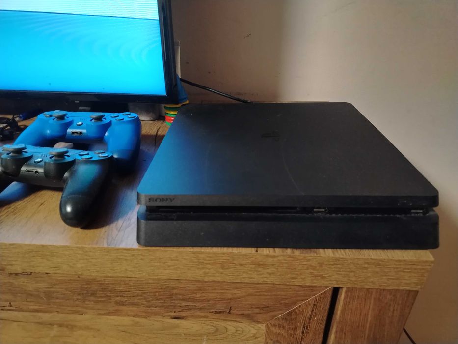 PlayStation 4 Плейстешън 4