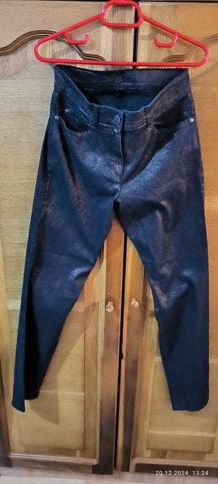 Vând pantaloni dama