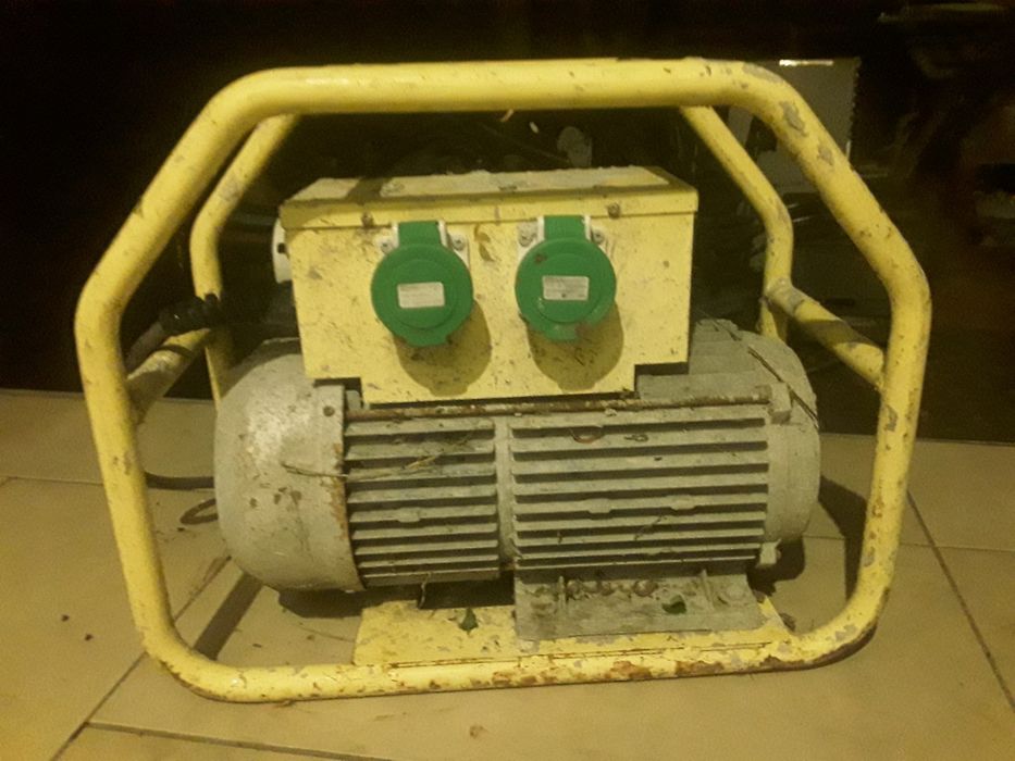 Vînd generator-convertizor 42v pentru vibratoare beton mono și trifaza