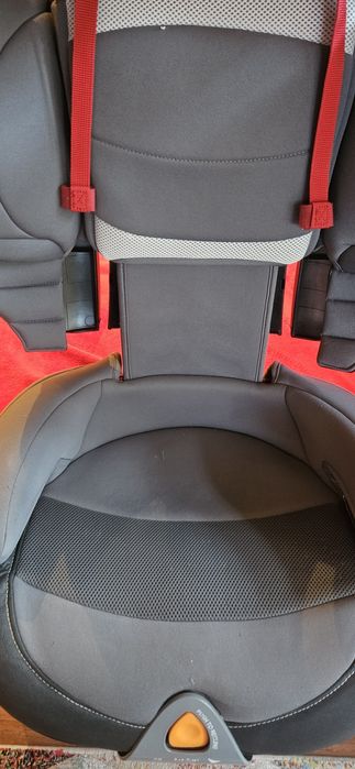 Scaun auto copii CHICCO reglabil pana la 12 ani