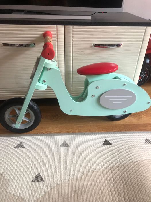 Дървено баланс колело