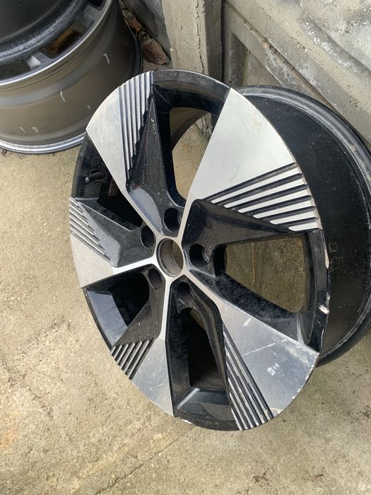 Janta Renault Megane E Tech J18 an 2022/2023/2024/2025