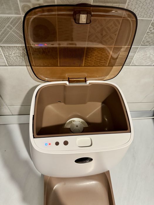 Hranitor automat SMART PET FEEDER cu cameră IR