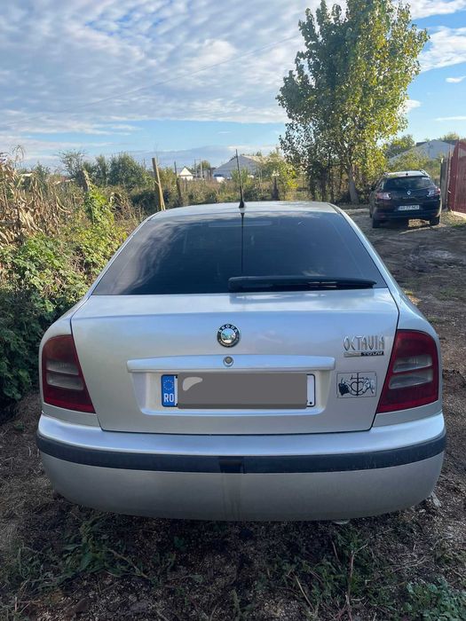 Vând Skoda Octavia