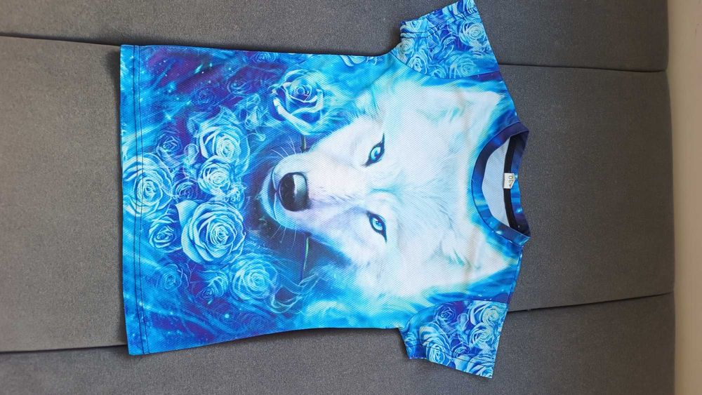 Tricou, marimea 134, varsta 7-8 ani