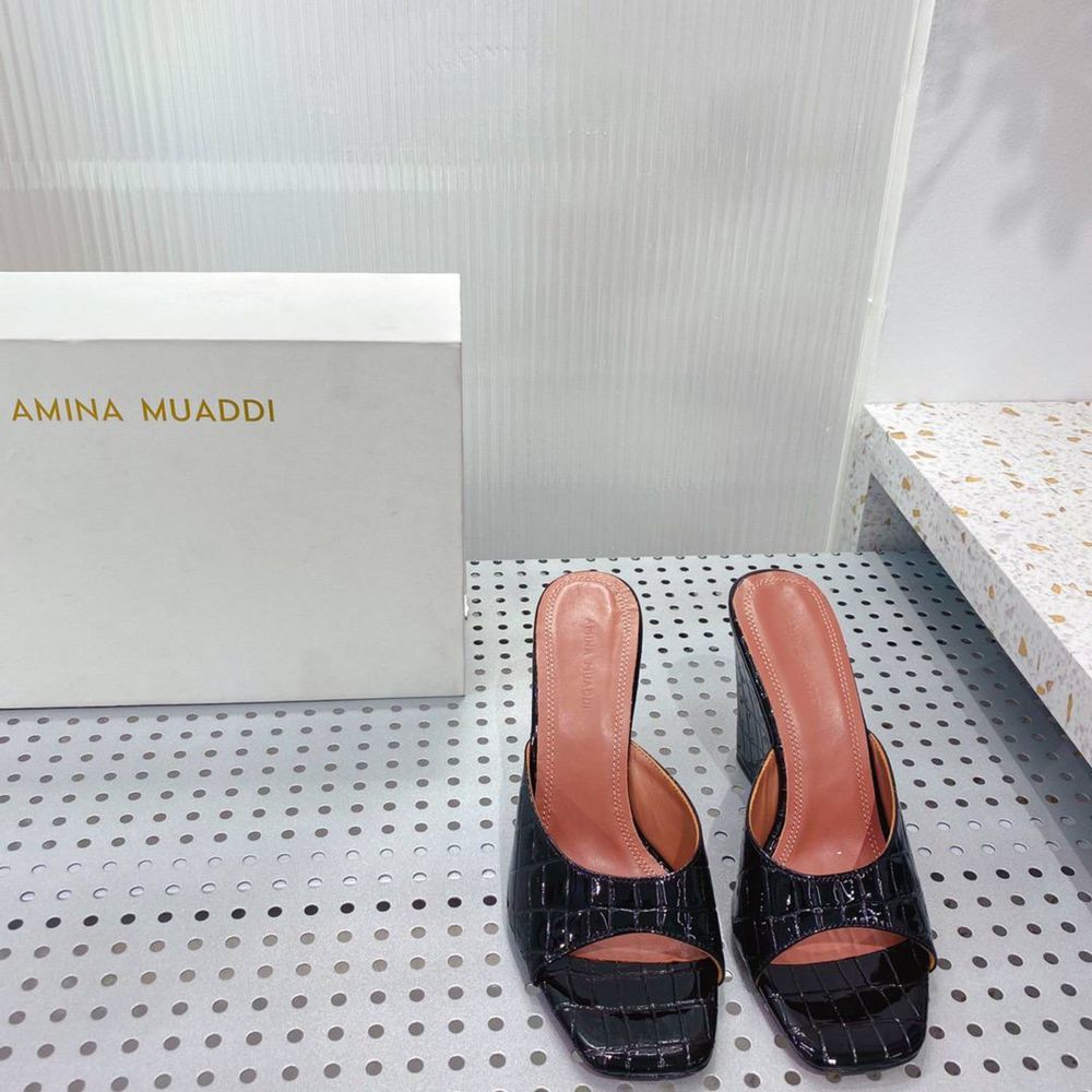 Pantofi Amina Muaddi