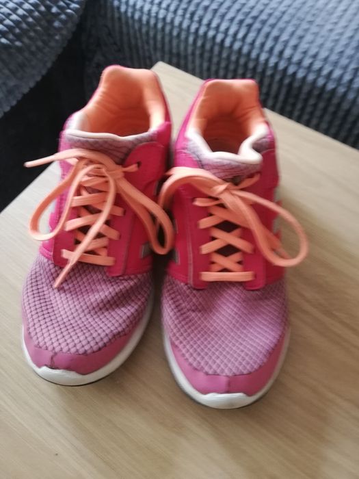 Маратонки Адидас 32 и 33 номер