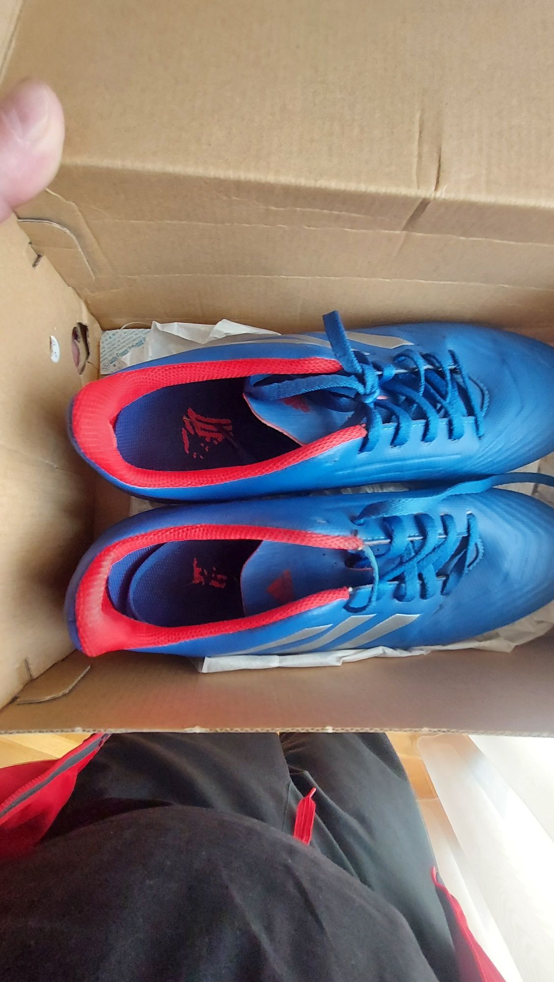 Футболни обувки Adidas