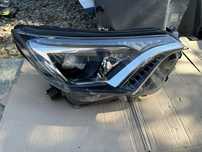 Far dreapta xenon led toyota raw 4.