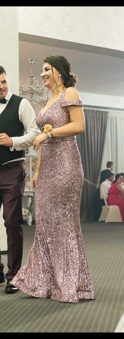 Rochie cu paiete