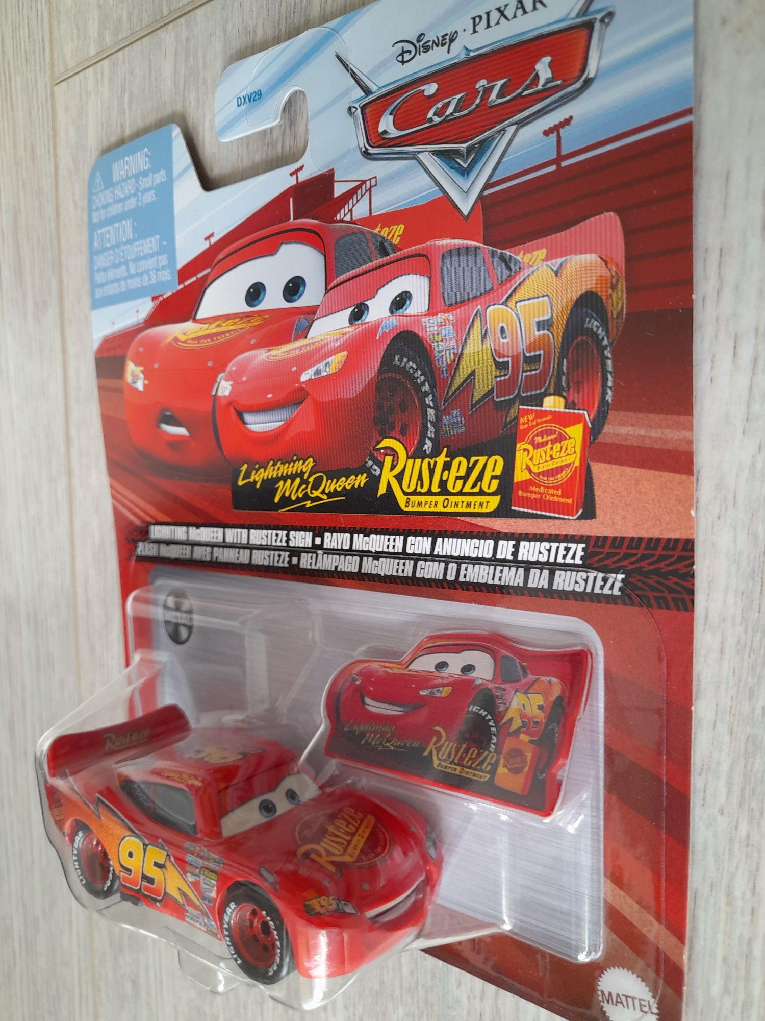 Fulger McQueen. Nou. Sigilat. Din metal. Cars.