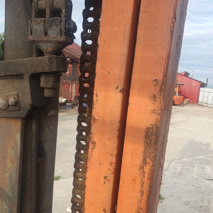 Stivuitor masiv roti duble schimb