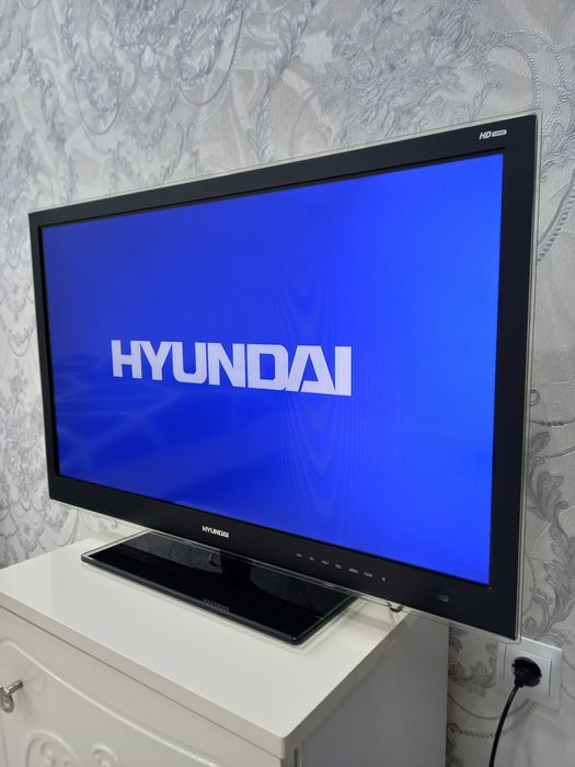 Продам идеальный телевизор Hyundai H-LED32V9A (не смарт)