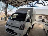 KIA Bongo.      z