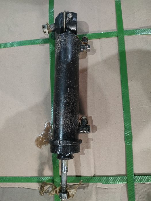 Цилиндр поворотный/силовой Гур Газ-66, 3308, 3309