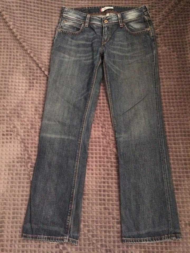 Levi's 570  Straight Fit Stretch Jeans W32 L32