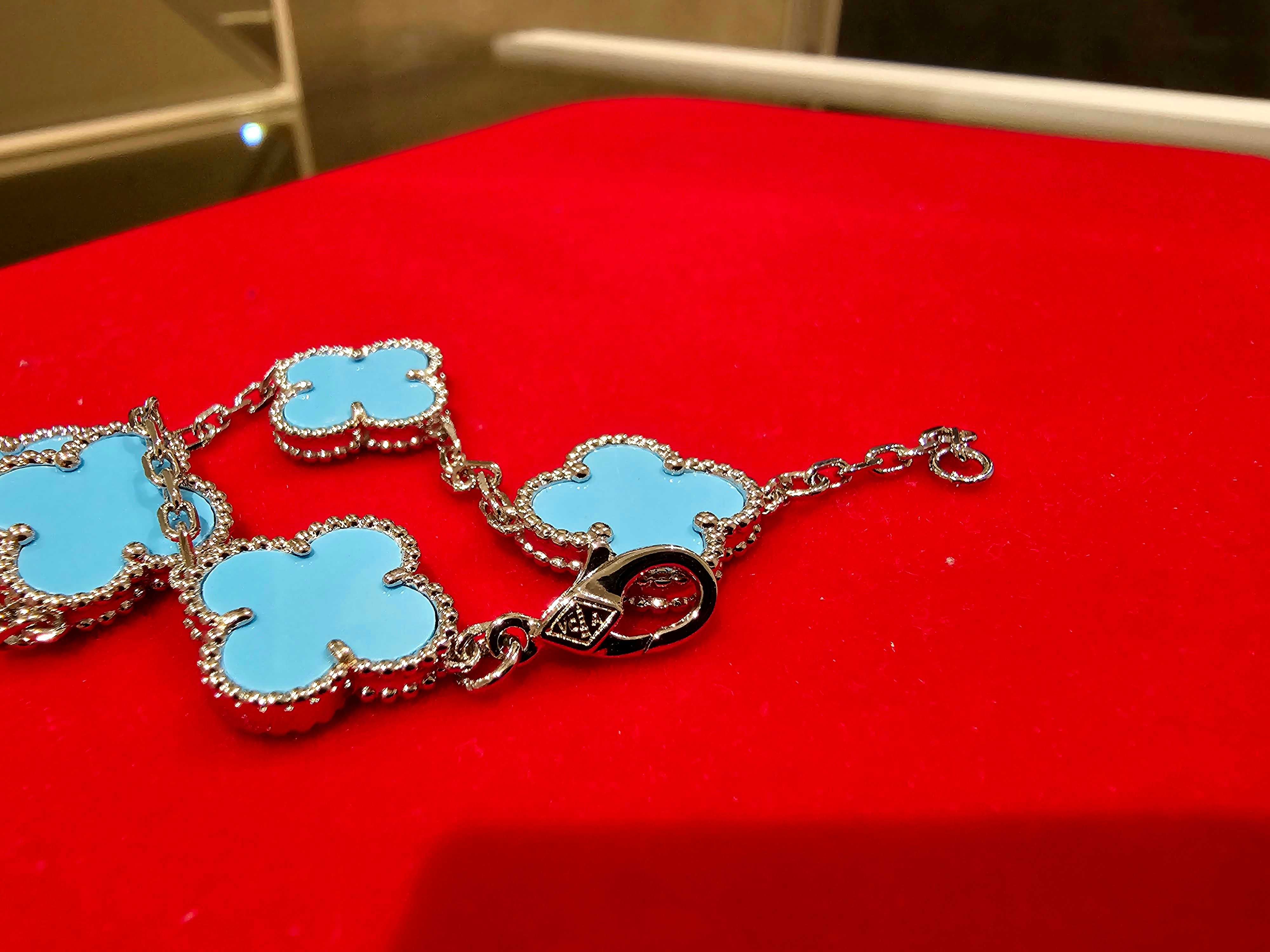 Van Cleef & Arpels VCA Silver Turquoise 5 Motif Alhambra Дамска Гривна