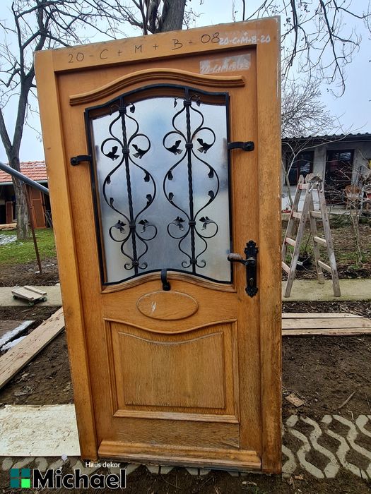 Usa intrare lemn masiv,Austria (Canadi 8076)