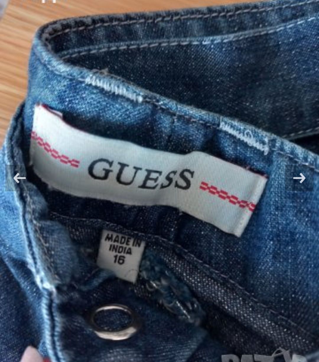 Нови дамски дънки Guess размер М