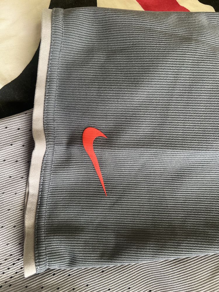 Nike тениска размер М