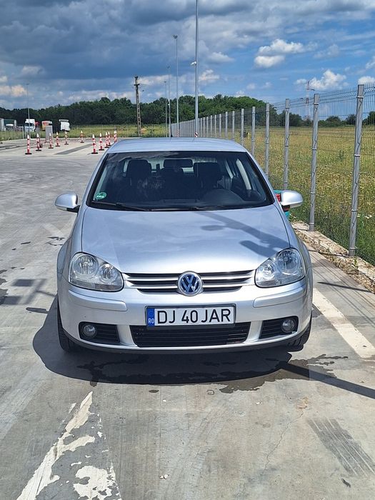 Vand golf5 benzină