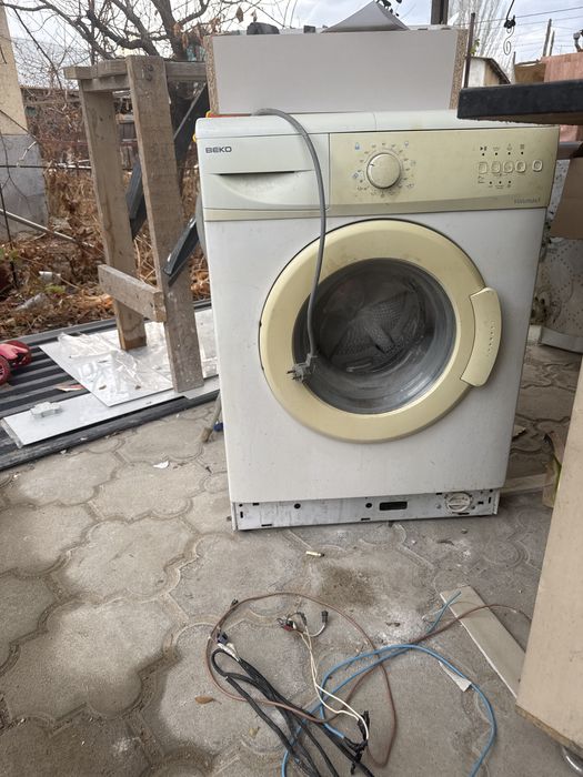 Продается стиральная машина