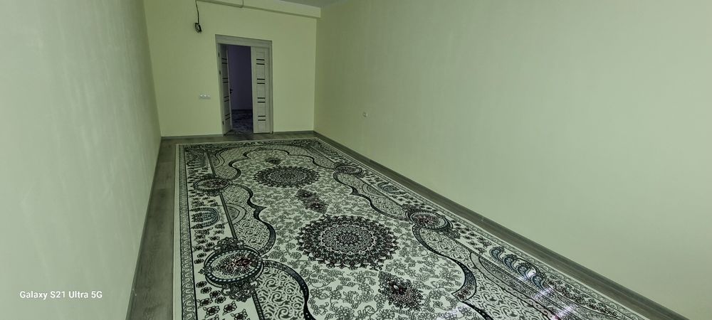 Zangiota tumani eshonguzarda 3 xonali uy sotiladi. sotiladi