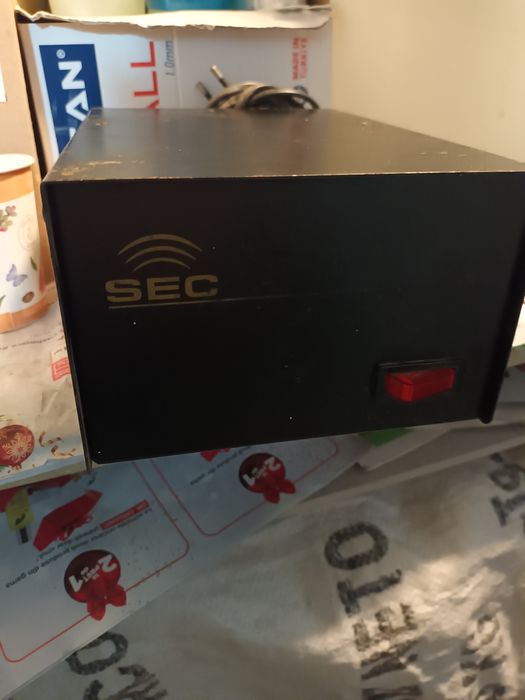 Transformator 12v -[13,8v)cu protecție