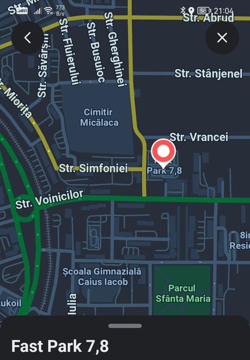 Închiriez loc de parcare acoperită