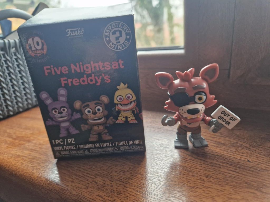 Фигурки на Five Nights at Freddy's
