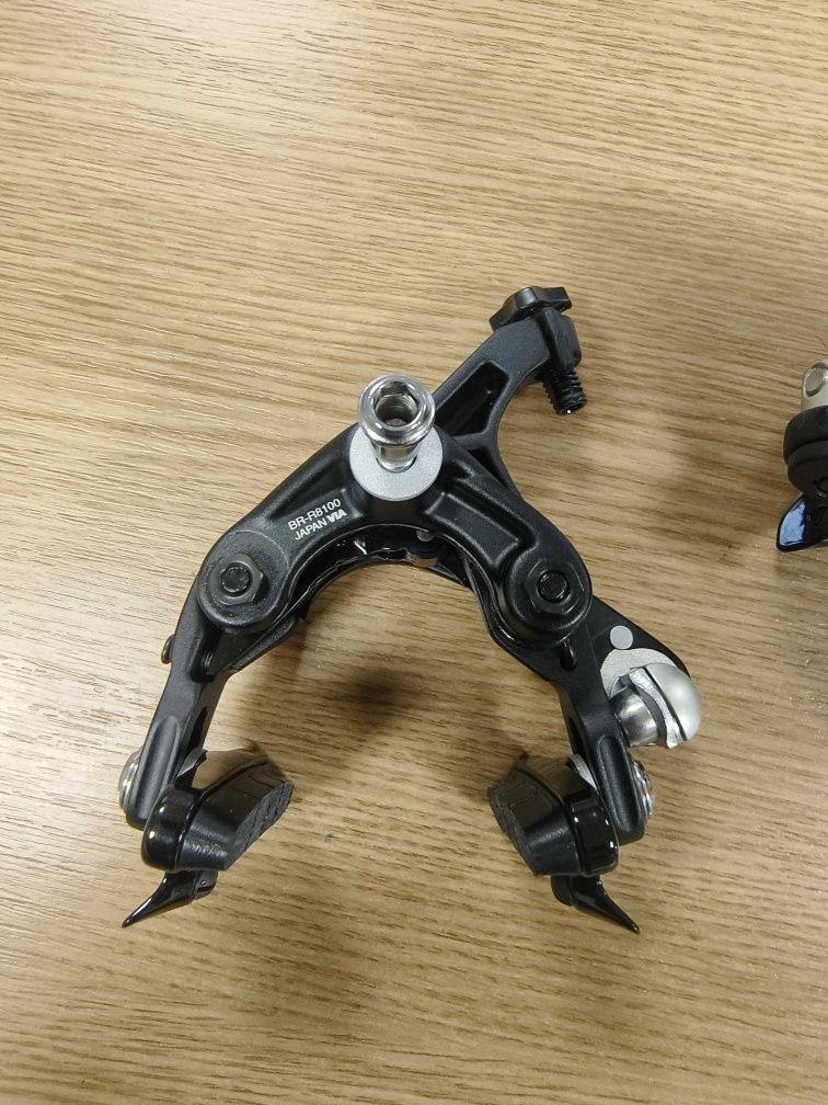 Комплект Шосейни спирачки Shimano Ultegra Front BR-R8000,Rear BR-R8100