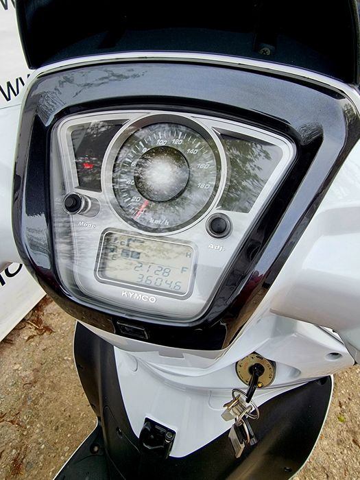 Punto Moto vinde Scuter Kymco  Gt 300 300ie   [nu honda ]