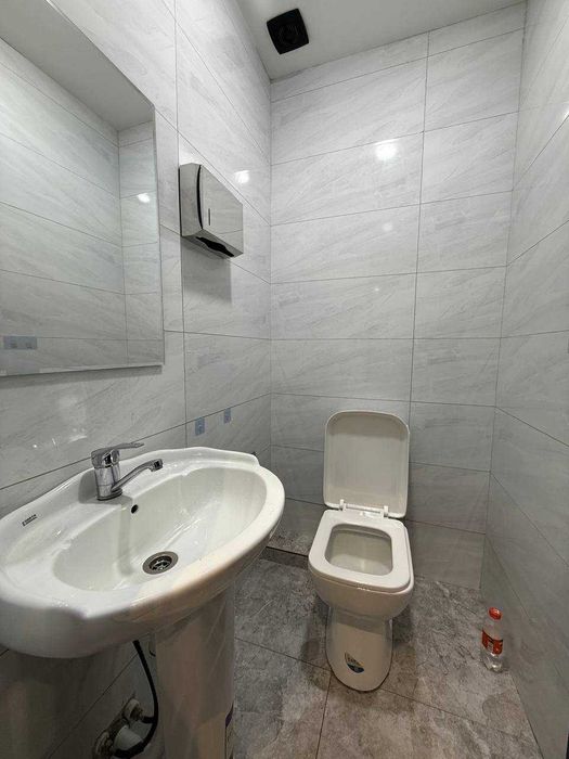 Срочна сдаю офис ! Рядом у Ойбек метро 827*