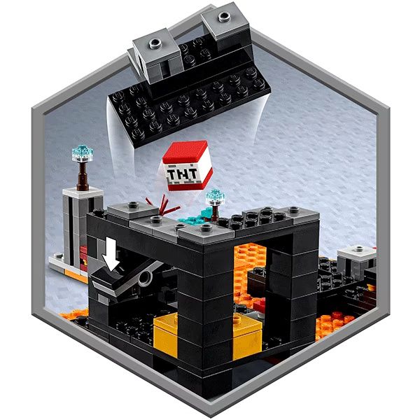 LEGO Minecraft: Bastionul din Nether 21185, 8 ani+, 300 piese