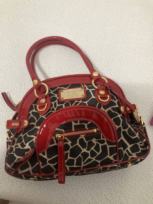 Луксозна маркова чанта , лак , сатен