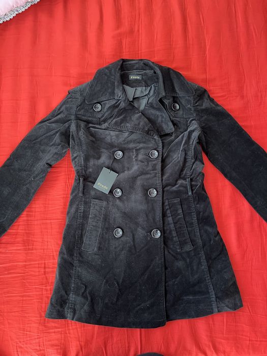 Мужской пиджак чёрного цвета, из велюра