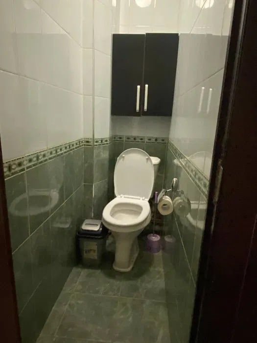 Срочно продаётся квартира 5/2/5, в Юнусабадском районе 16 квартал