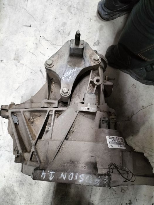 Ръчна скоростна кутия Ford Fusion 1.4 / Форд Фюжън 1.4 бензин