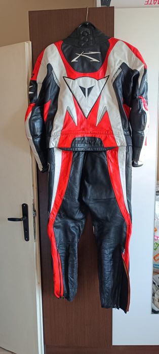 Мото екипи от две части и текстилни якета