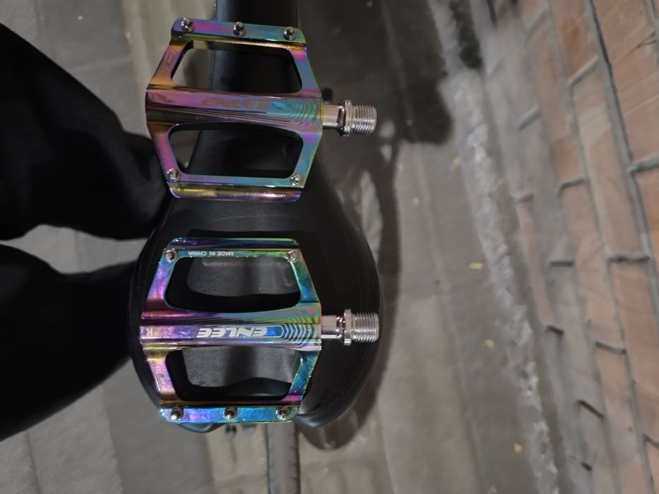 Продаю педали для велосипеда