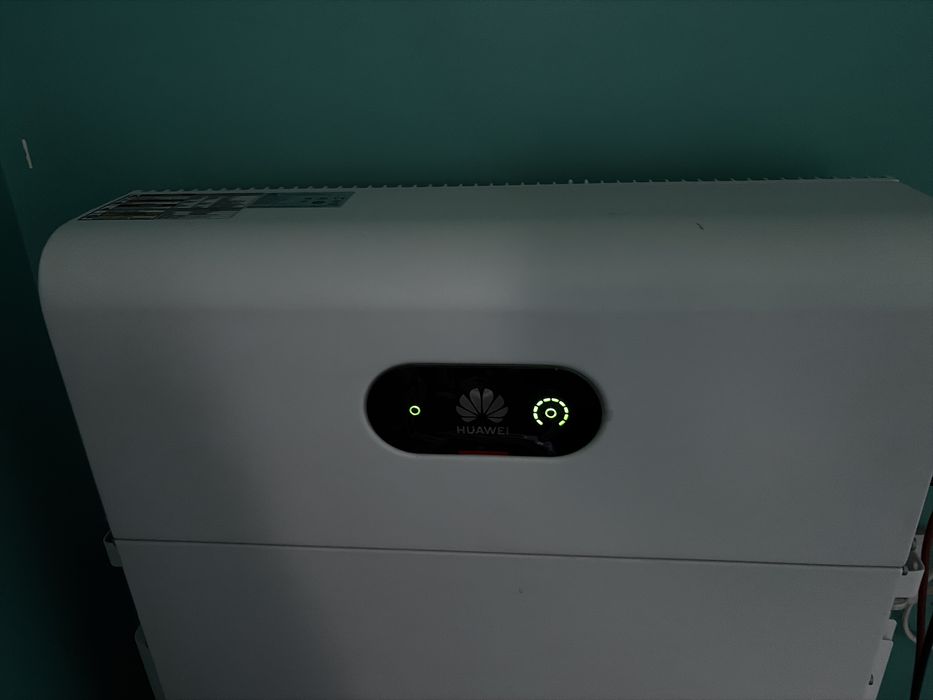 Huawei luna invertor,bms ,backup box