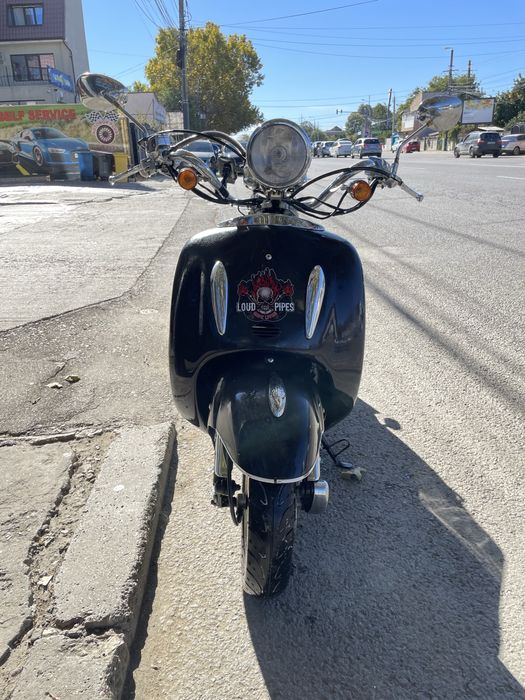 Scuter 50cc Retro motor 4 timpi