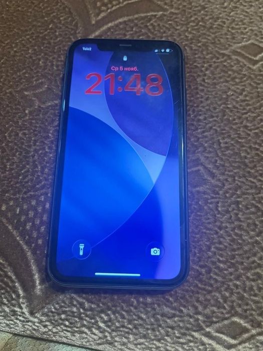 Продам Обменяю айфон 11 в хорошем состоянии