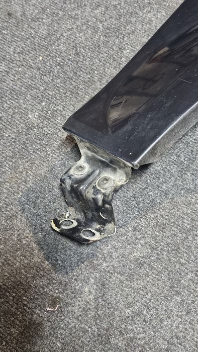 Aripa dreapta fata Audi TT 8J

Stare buna
Se vinde exact cum